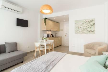 Estudio Apartamento Nuevo Benalbeach Бенальмадена Экстерьер фото